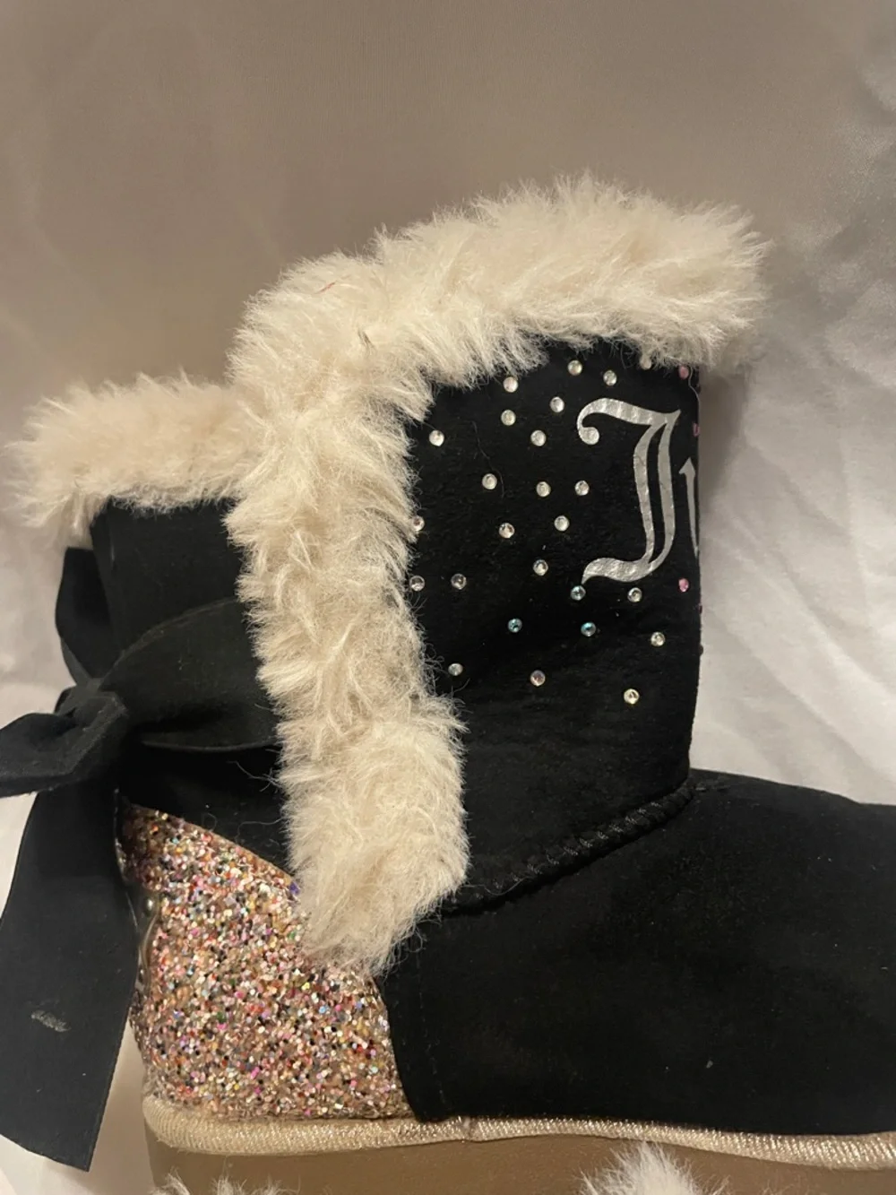 Juicy Couture Black Kids Fur-Trim Boots with Pink Glitter Heel